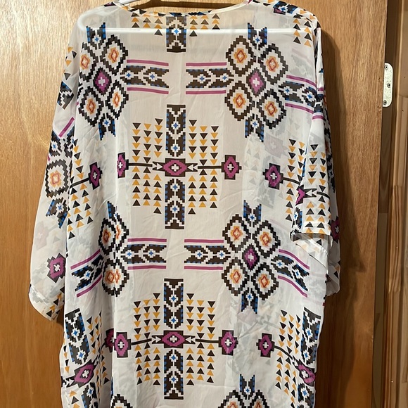 Sheer top - Picture 3 of 4